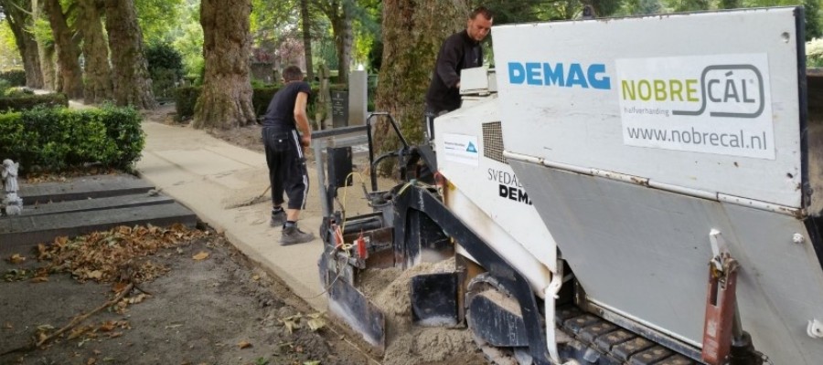 Ook als begraafplaatsen is Nobre Cál Halfverharding toepasbaar