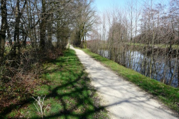 Met de duurzame halfverharding van Nobre Cál in Friesland, leg je unieke paden aan.